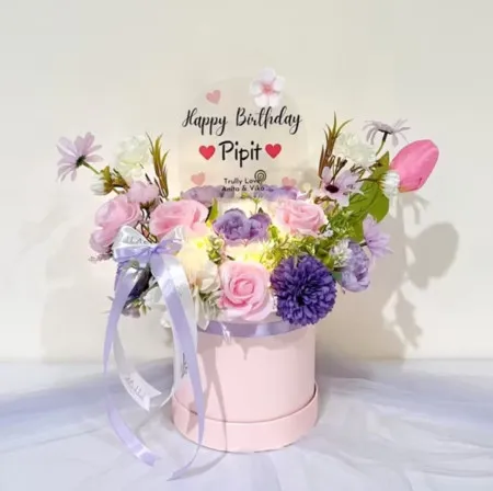 Bloom Box Akrilik Ucapan Ulang Tahun Sepatan
